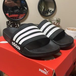 Adidas - Slides/Slippers